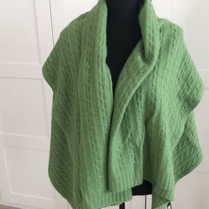 Limited  NWT Huge scarf/ shawl 38”x58”